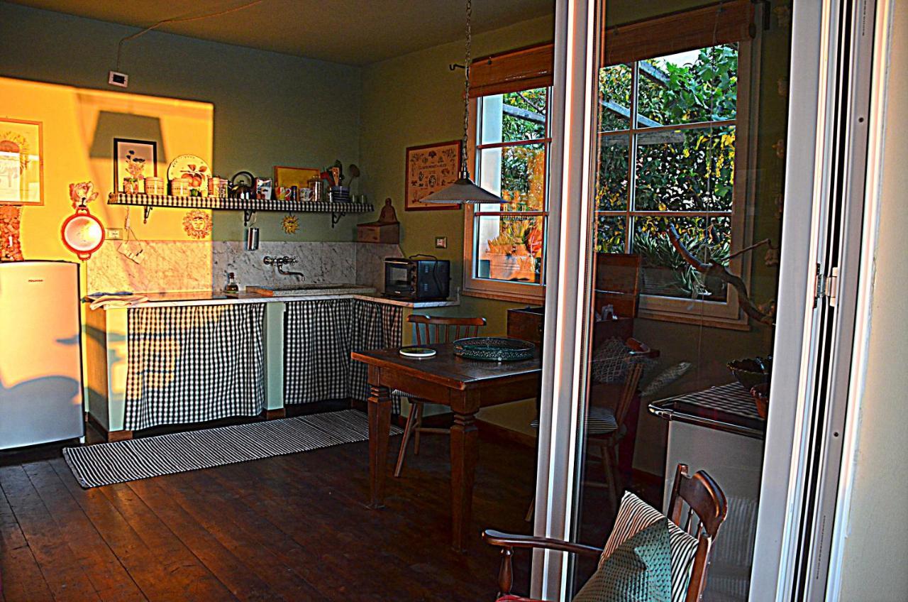 Ferienwohnung Casa Magnolia Terricciola Exterior foto